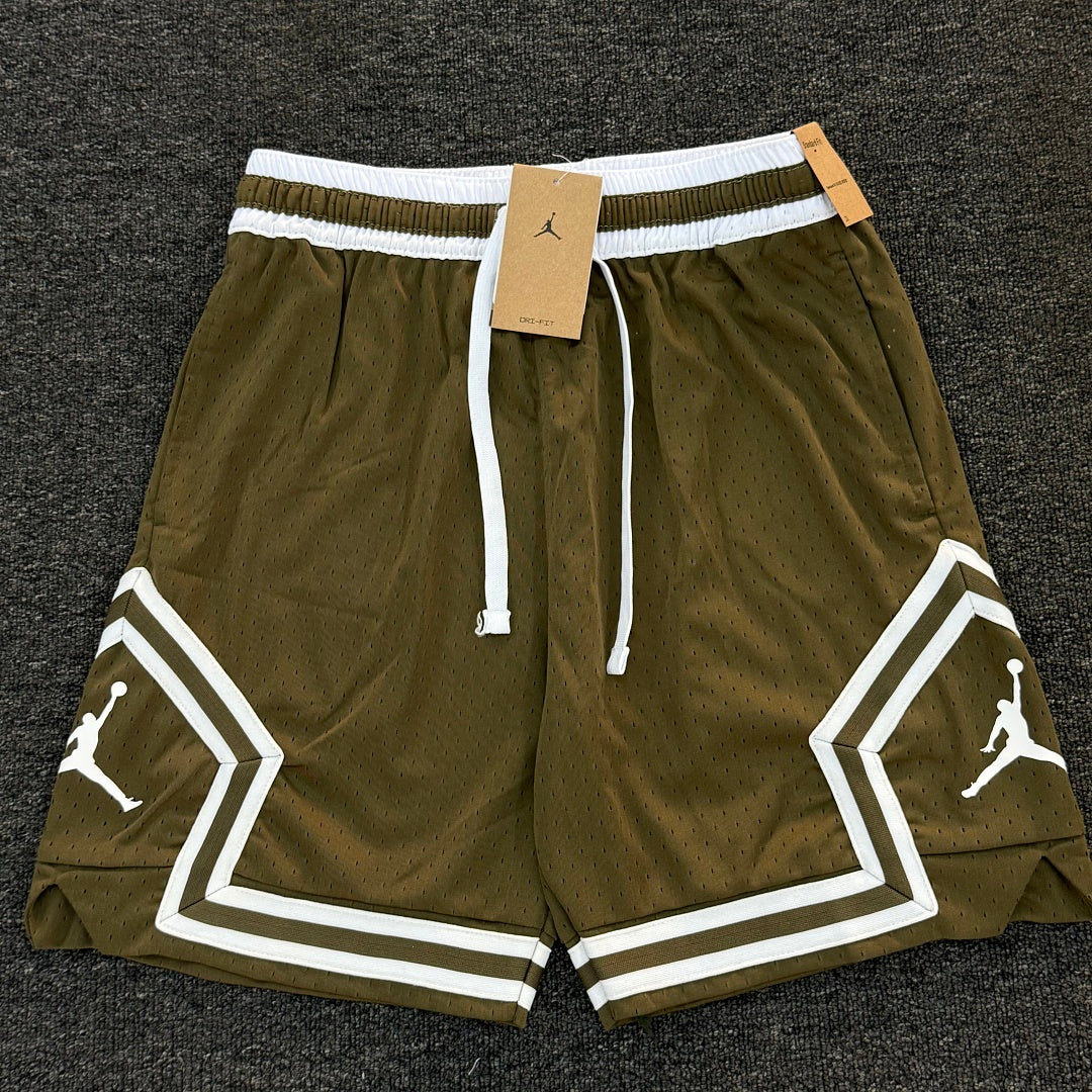 מכנס ג'ורדן קונספט קלאסי צבע ירוק זית