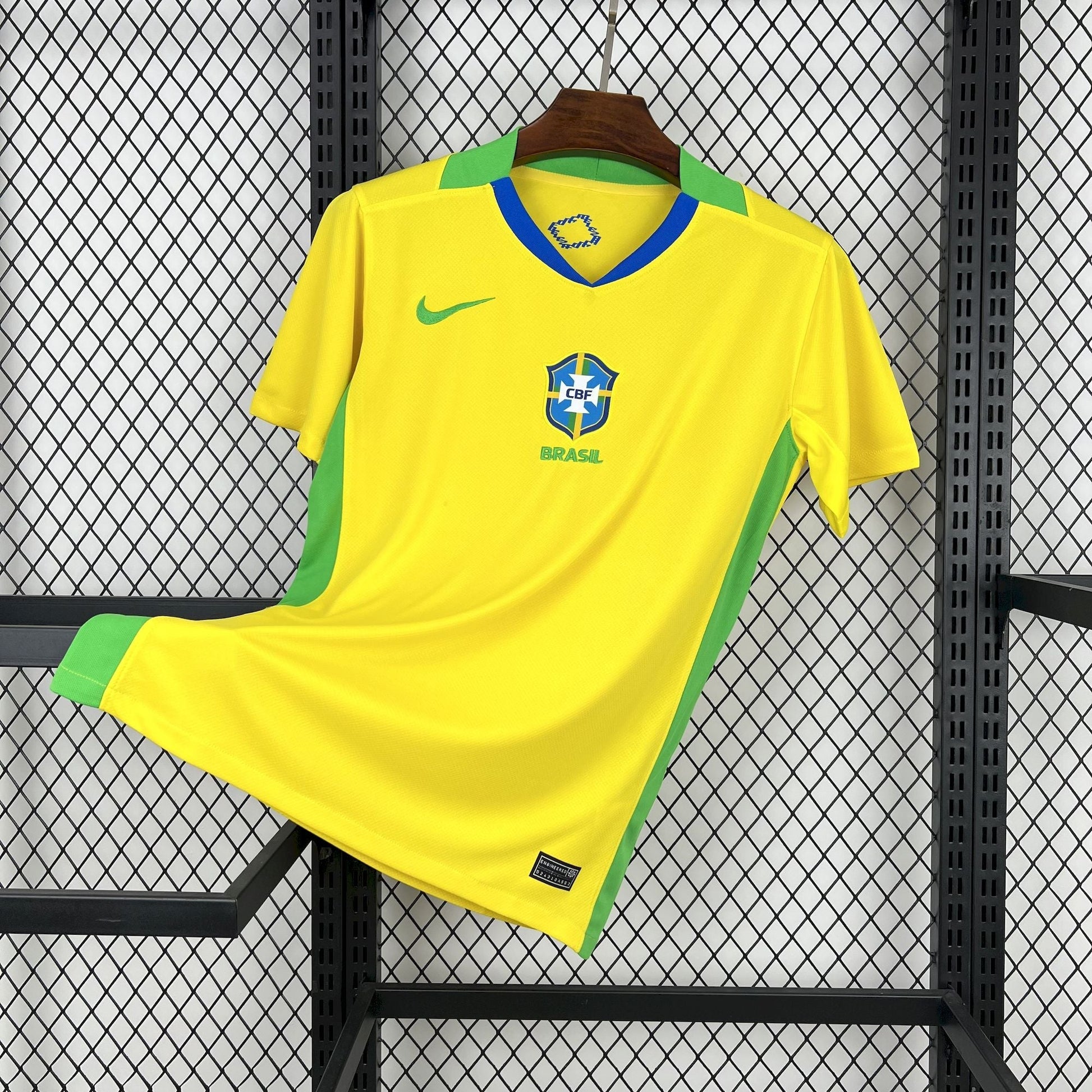חולצת כדורגל ברזיל בית 2025 