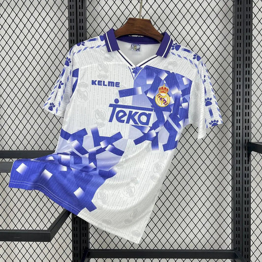רטרו ריאל מדריד שלישית 1996 